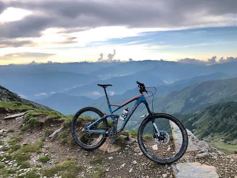 traseu bicicleta Iezer